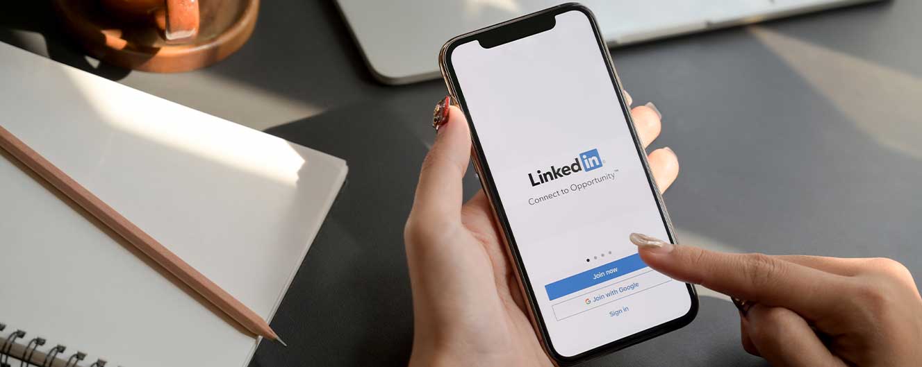 Connect LinkedIn to Google Data Studio